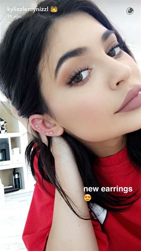 Kylie Jenner Earrings Via Snapchat Kylie Jenner Piercings Kylie