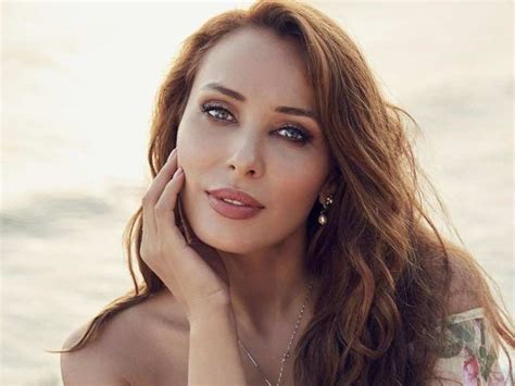 Active in bollywood iulia vantur born on 24th july 1980. Iulia Vantur: Get your dose of nature with Iulia Vantur's ...