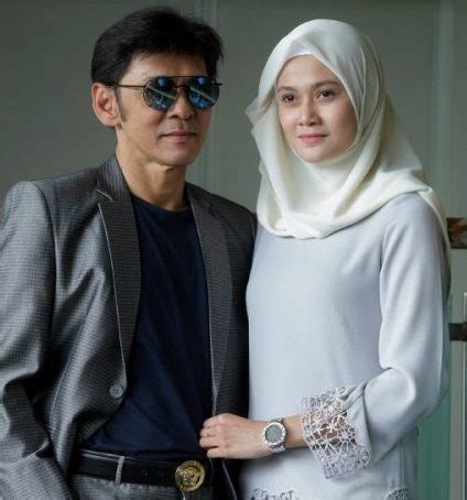Penyanyi legenda itu sebelumnya memiliki dua anak iaitu osama yamani, 18, dan ahmad zaki yamani, 13, menerusi perkahwinan terdahulu. Jarak 35 Tahun Bukan Halangan Cinta JAMAL & ZAI IZZATI ...