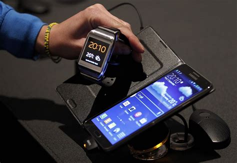 Samsung Unveils Galaxy Gear Smartwatch Ahead Of Ifa 2013 Metro News