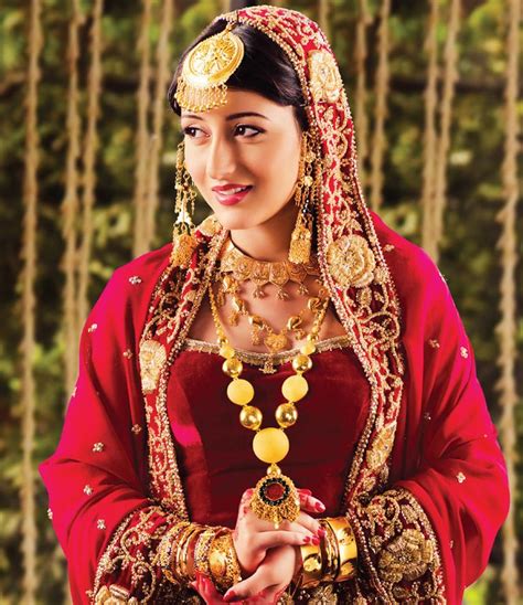 Kashmiri Muslim Indian Bridal Dress Indian Bridal Outfits Bride