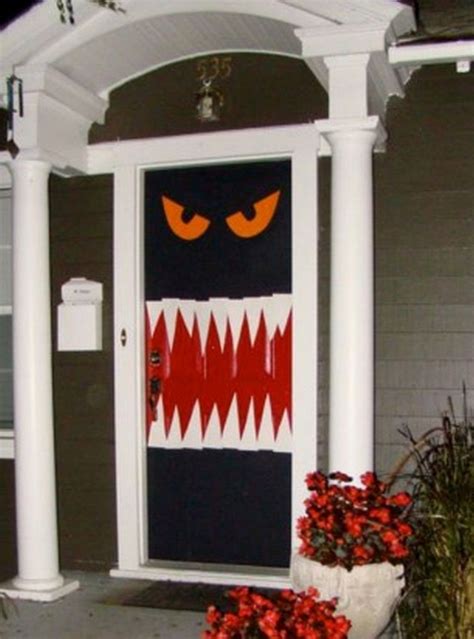 5 Decorative Ideas For Your Creative Home Doors Halloween Door