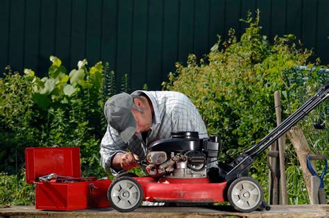 The Best Lawn Mower Repair Services Of 2022 Picks By Bob Vila
