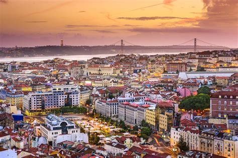 Découvrez La Ville De Lisbonne Aei Voyages Scolaires Et Educatifs
