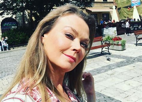Tamara arciuch to polska aktorka teatralna, filmowa i telewizyjna, która na swoim koncie ma wiele znanych ról. Tamara Arciuch opublikowała zdjęcie córki. Internauci są ...