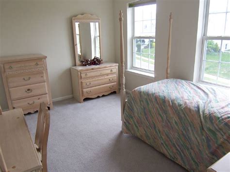 This is a wonderful combination of tones and shades that have been used elegantly to present a beautiful room. King of Prussia PA Upper Merion Township MLS Listings ...
