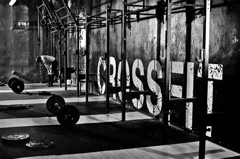 5 Crossfit Workouts To Try In A Regular Gym Workout Bristol