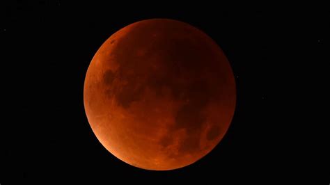 Heads Up For Sunday A Super Blood Moon Is On The Way Kera News