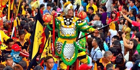 Tatung Tradition Of Singkawang City West Kalimantan Province