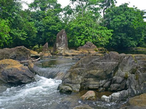 Batu Balian Dan Legenda Dayak Di Kalimantan Selatan Tagar