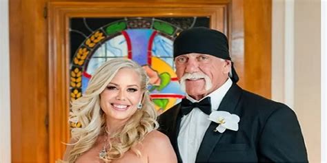 Hulk Hogan Marries Skye Daily In Florida Months After Revealing