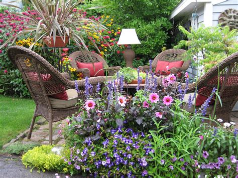 This article features detailed instructions for building a beautiful garden chair. Garden HD Wallpaper | Background Image | 3264x2448 | ID ...
