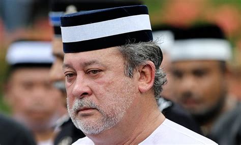 Bonda tiri sultan johor, iaitu tengku puan zanariah almarhum tengku ahmad mangkat pada usia 79 tahun. WARISAN RAJA & PERMAISURI MELAYU: Selamat Jalan, Tunku Jalil..