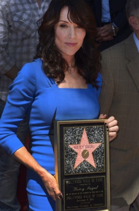 Fotostrecke Hollywoods Walk Of Fame Katey Sagal Alias Peggy Bundy Mit