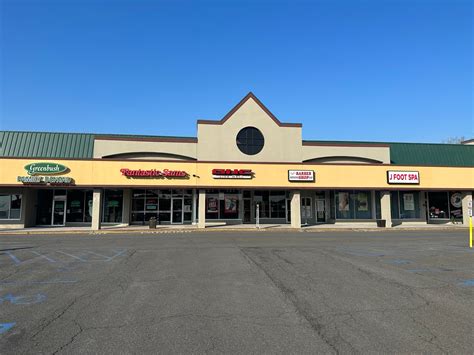 598 Columbia Tpke, East Greenbush, NY 12061 - Hannaford Plaza | LoopNet