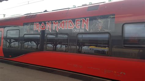 Train 666 Fãs Do Iron Maiden Viajam Em Trem Especial Para Show Na Suécia