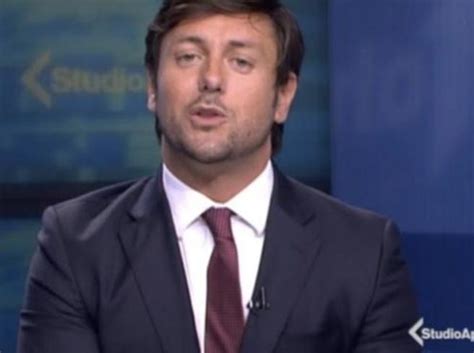 Andrea giambruno, milanese classe 1981, laureato in filosofia, è da quasi 5 anni compagno di vita di giorgia meloni. Andrea Giambruno, giornalista e compagno di Giorgia Meloni ...