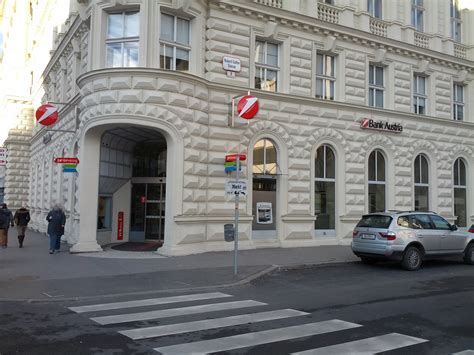 Erste group bank ag was founded in 1819 as the first austrian savings bank. Bank Austria Salzburg (UniCredit) - BIC: BKAUATWW - BLZ ...