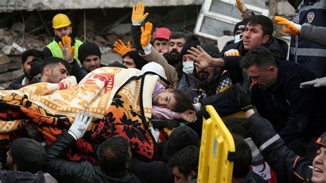 Turkey Syria Quake Death Toll Expected To Rise As The Search For Survivors Continues World