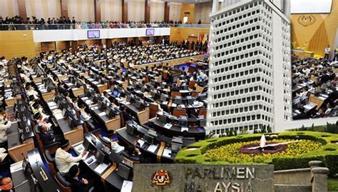 Context sentences for dewan perwakilan rakyat in english. Tiada sidang Dewan Rakyat selepas titah diraja pada 18 Mei ...