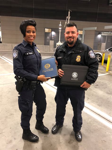 Why should i become a border patrol agent? CBP San Diego on Twitter: "U.S. Customs and Border ...