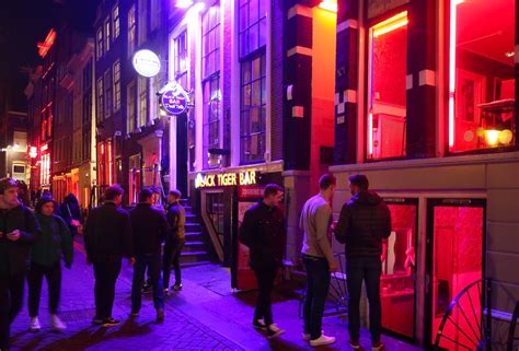 As far as i can tell, it seems to be a very busy place, almost like a tourist attraction where people come to gawk and soak in the culture rather. Amsterdam Exclusive Red Light District Tour With Local ...