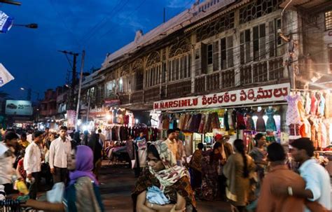 Experience The Awesome Street Shopping Places In Hyderabad Kamlesh Travel Blog