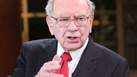 3 Ways To Invest Like Warren Buffett