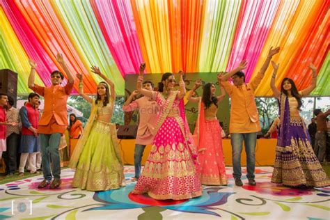 10 Sangeet Songs For The Brides Friends Sisters To Dance In 2017
