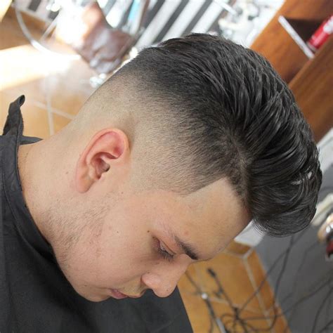 33 Low Fade And Classic Cut Stylemann