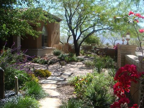 Here you go: Tuscan style backyard landscaping pictures ... Learn xeriscape principles and get help selecting the right plants, paving, furniture and more for a desert garden.