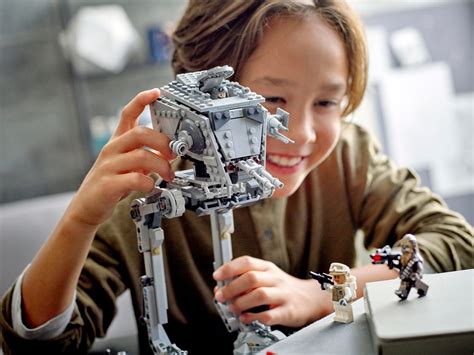 Revealed Lego Star Wars Hoth At St 75322 And Snowtrooper Battle Pack