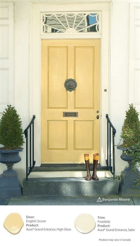 Benjamin Moores Aura® Grand Entrance® Yellow Front Doors Front Door