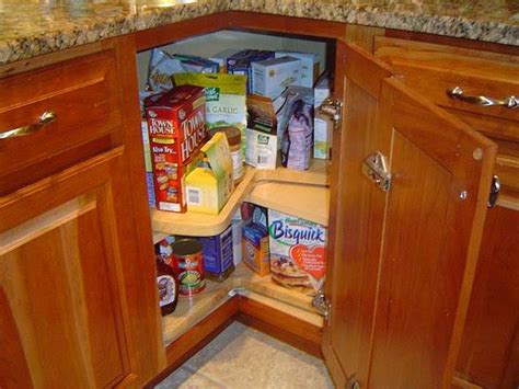 0 ratings0% found this document useful (0 votes). Lazy Susan Cabinet | Lazy Susan Kitchen Cabinet