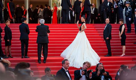 72e édition Du Festival De Cannes Les Looks Glamour Des Stars Au Tapis