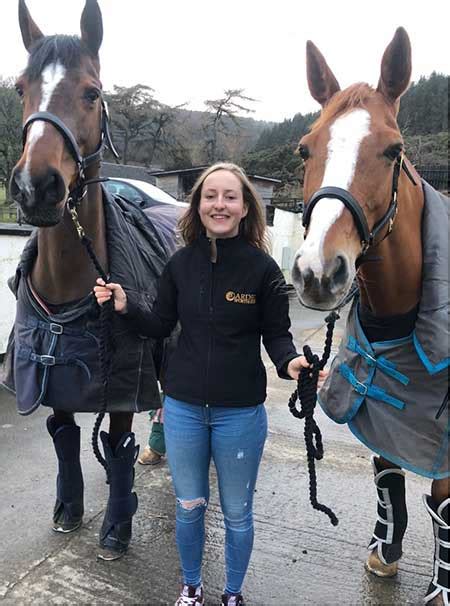 This tape is labeled 12740 and released in (1998). Caoimhe Andrews leaves for Montenmedio Sunshine Tour ...