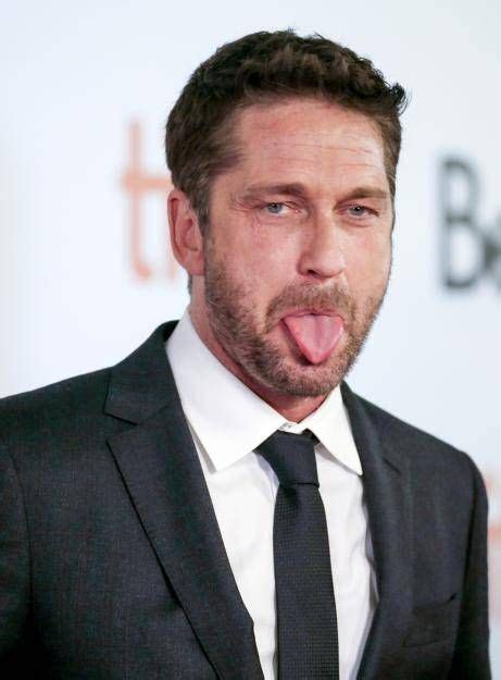Sein vollbart passt perfekt zu seinem eckigen gesicht. "Opa!" - Gerard Butler: Mega-peinliche Abfuhr von junger ...