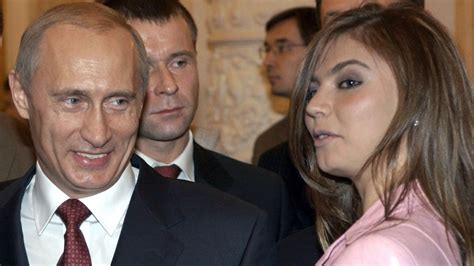 Wladimir Putin: Nach angeblicher Zwillings-Geburt: Putin-Freundin Alina