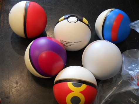 Pokemon 6 Foam Pokeball Great Ball Master Ball Repeat Ball Jakks 2010