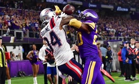 Vikings Bounce Back To Defeat Patriots 33 26 In First Home Thanksgiving
