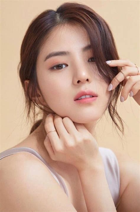 Beautiful Face 053 미용 제품 한국의 아름다움 아시아 모델