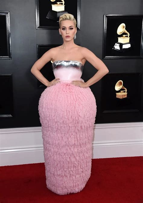 Super Embarrassing Celebrity Red Carpet Fashion Fails