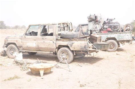 Mother of boko haram leader, abubakar shekau, has given what appears to be her first media falmata abubakar spoke with the hausa service of the voice of america (voa) in shekau village in. Yadda sojoji su ka ragargaza babban sansanin Shekau ...