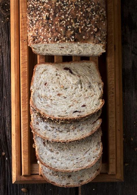 Seeded Multigrain Sandwich Bread Light Bread A Great Crust With Lots Of Toasted Seeds And The