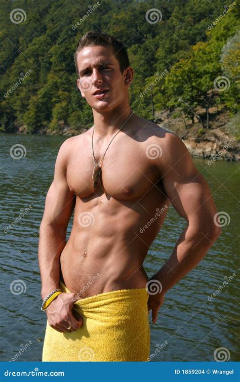Babe Muscular Shirtless Man On Beach HooDoo Wallpaper