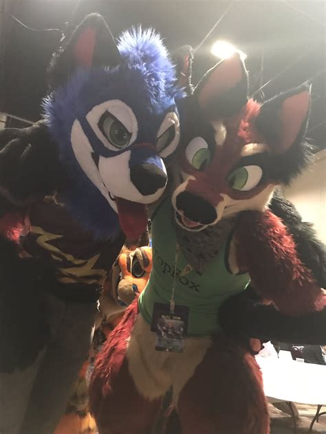 Fox Sonicfox On Twitter Look At These Gorgeous Suiters