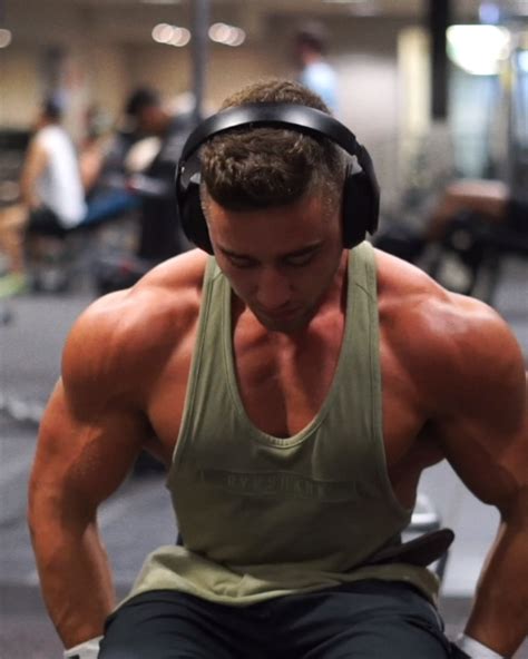 Zac Perna Brings You An Upper Body Burner Try These Lateral Raises To