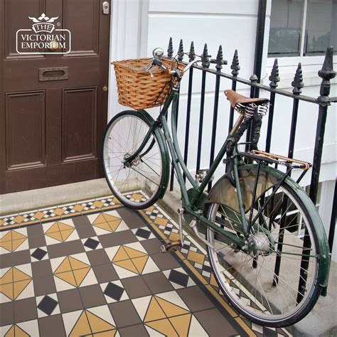 Brighton Victorian Mosaic Floor Tiles Centre Pattern 30x30cm Sheets