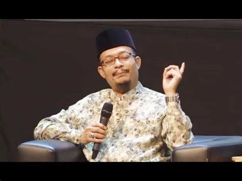 Datuk ustaz kazim elias (роден на 28 ноември 1972 г.) е известен независим говорител в малайзия. Isteri Paling Bangga Dengan Suami Suami Yang Macam Mana ...