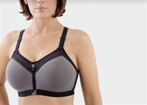 Top Bras To Wear Right After Breast Augmentation Clovia Blog